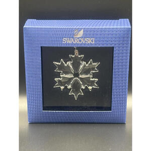 Swarovski 2018 Little Snowflake Ornament Holiday Decoration Annual Edition